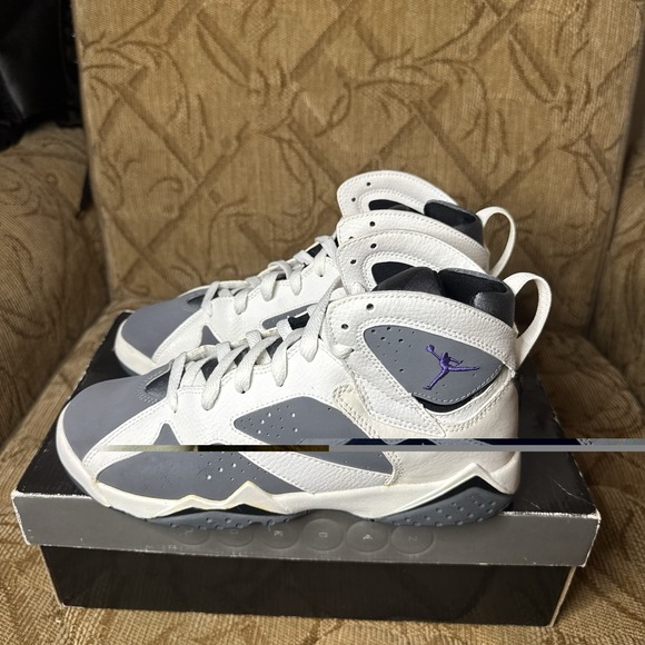 Nike Other - NIKE AIR JORDAN 7 RETRO (GS) White/Varsity Purple-Flint Grey Sz 6.5Y 304774-151